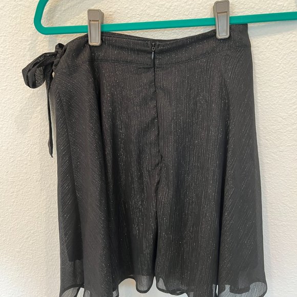 Black Sparkly Ruffled Skirt, size Small - Picture 6 of 7